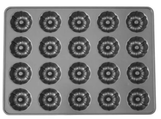 Molde Budin Estriado mega 20 cavidades "Wilton"